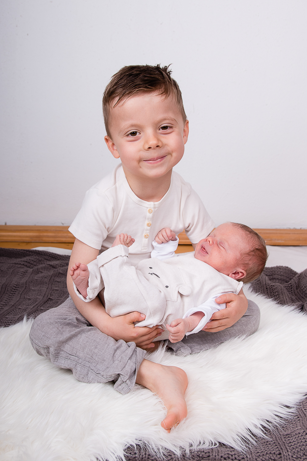 Babyfoto Newborn Geschwister Bilder Eichstätt und Weißenburg in Bayern